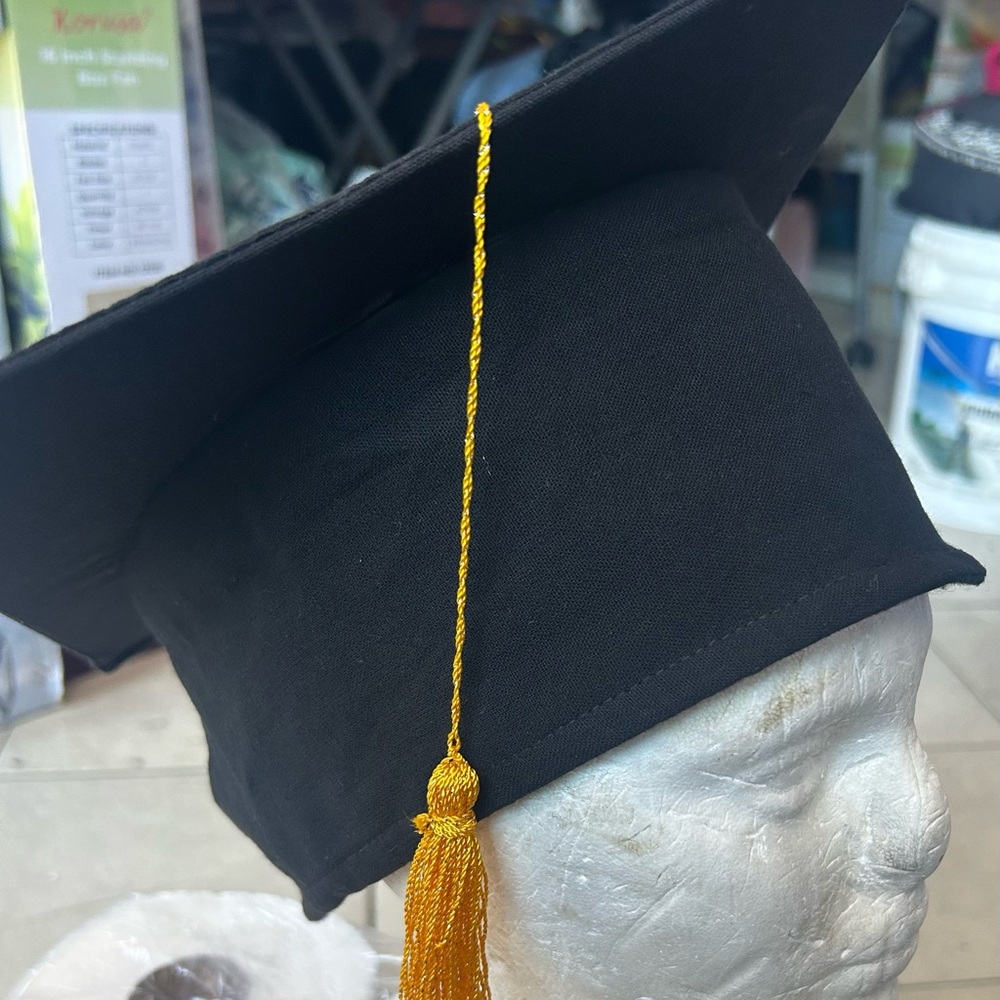 Graduation cap - Picture 3 of 3